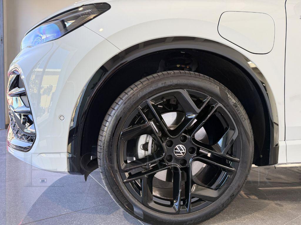 VOLKSWAGEN - Tiguan - 1.5 eTSI 177 CV EVO DSG R-Line
