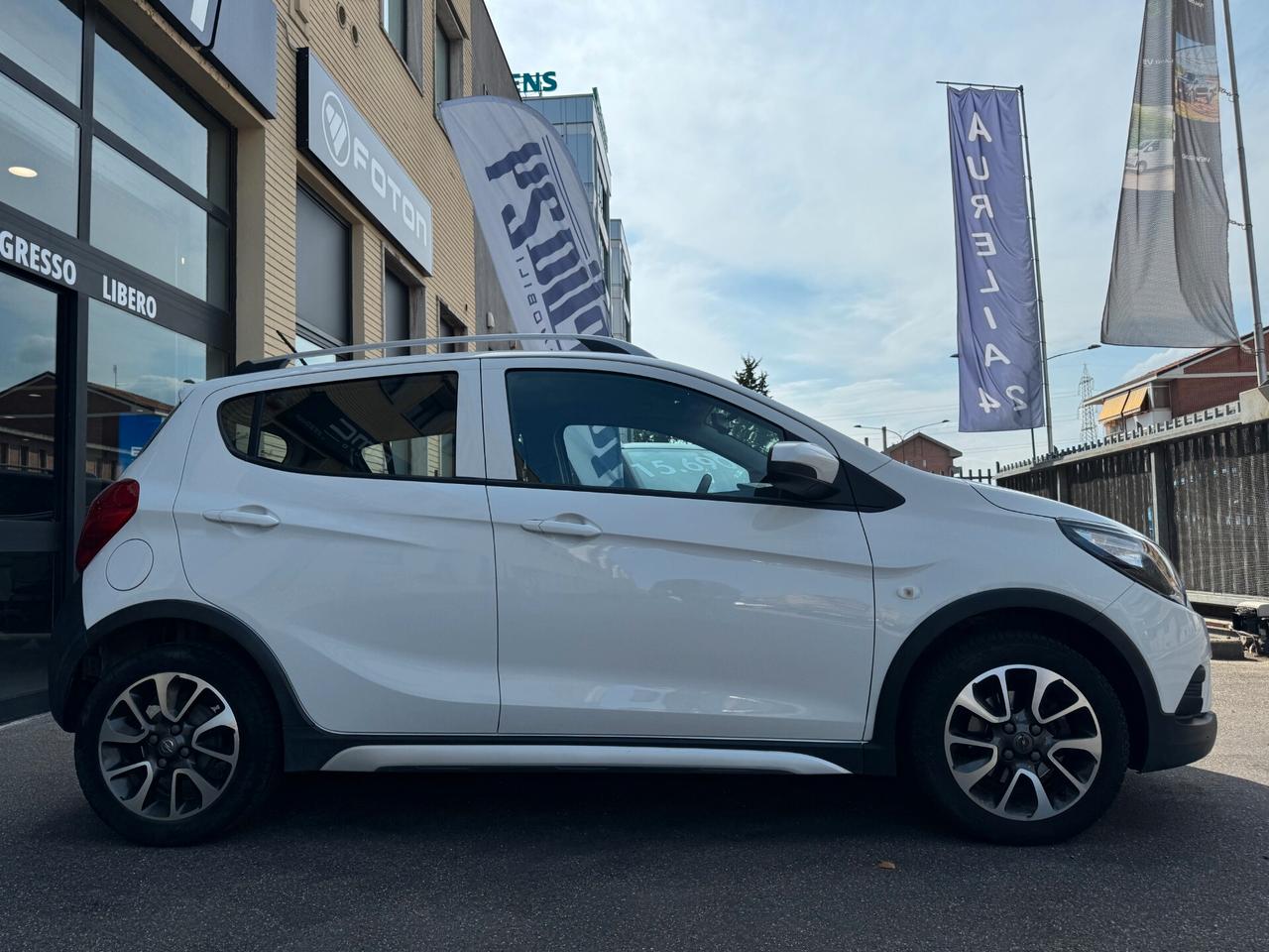Opel Karl Rocks 1.0 73 CV GPL NEOPAENTATI