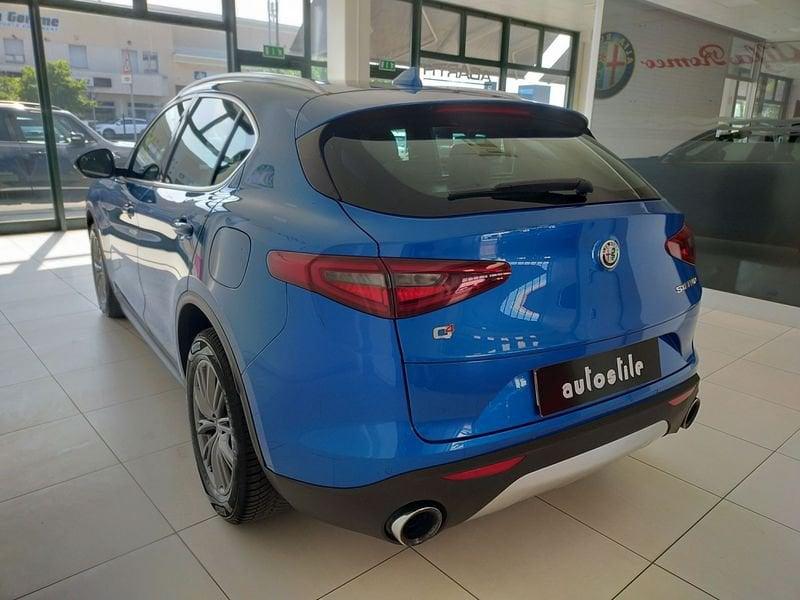 Alfa Romeo Stelvio 2.0 Turbo 280 CV AT8 Q4 Executive + Sport / Veloce