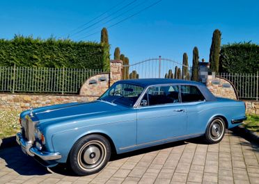 Rolls Royce Corniche Coupe book service