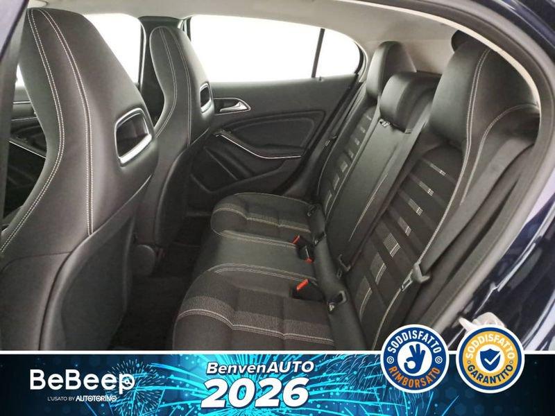 Mercedes-Benz GLA 200 D SPORT 4MATIC AUTO