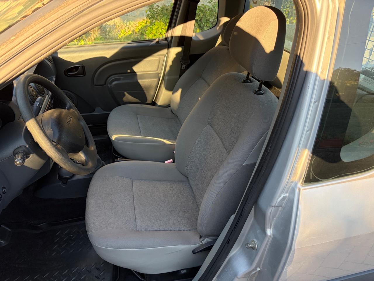 Dacia Logan Pick-Up 1.5 dCi 88CV - 11/2011