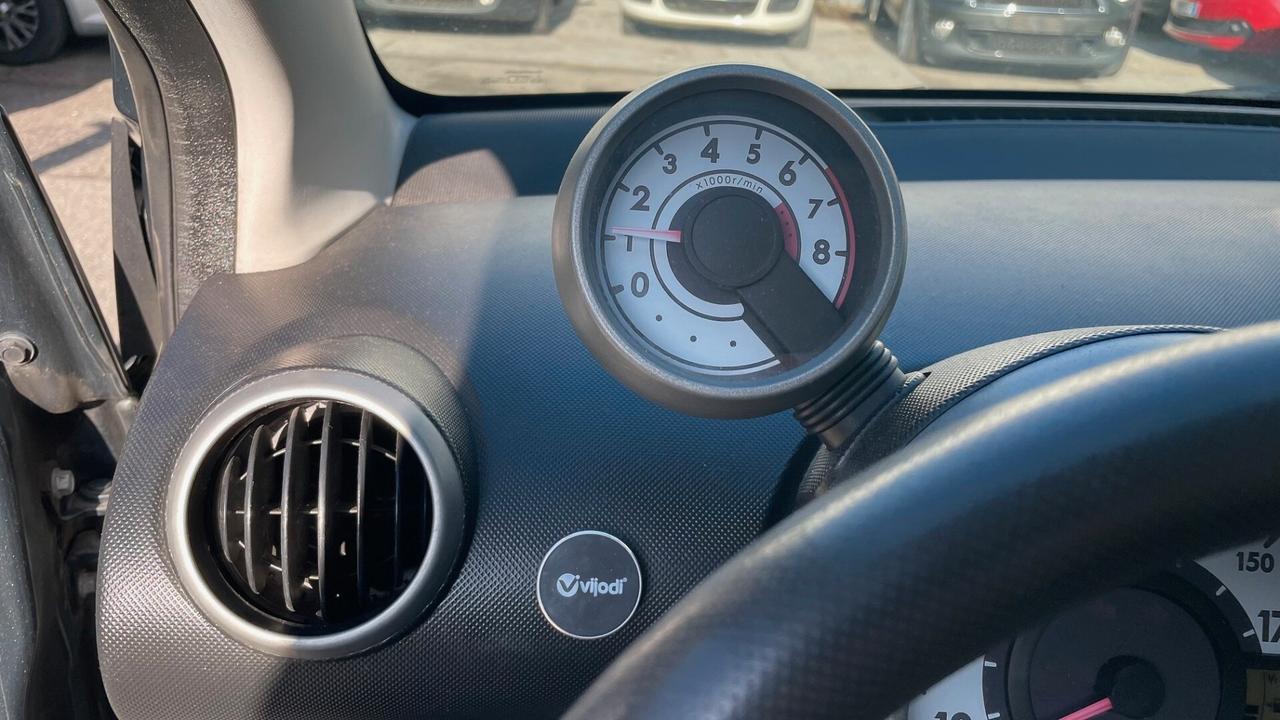Peugeot 107 1.0 68CV 3p. Sweet Years