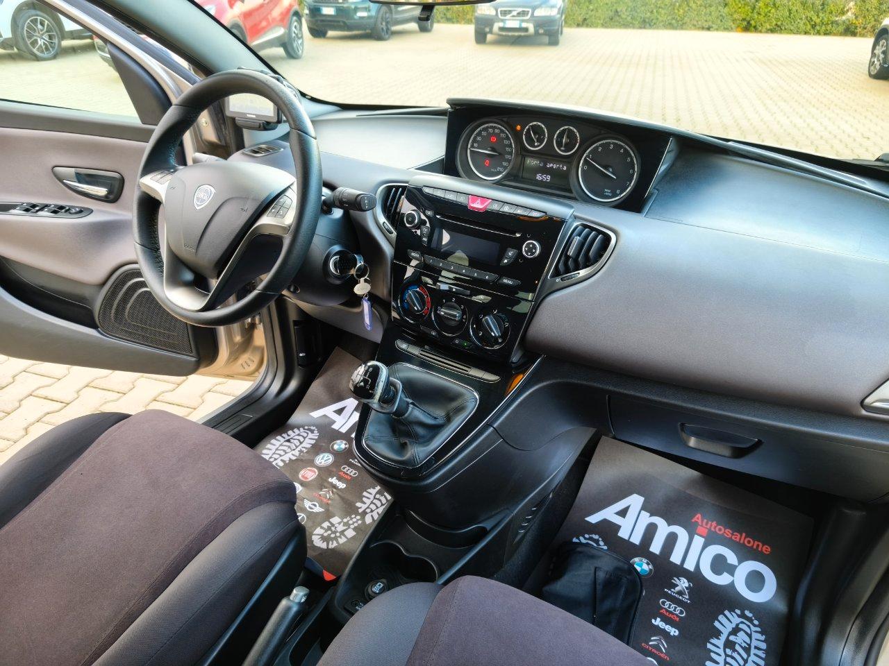 Lancia Ypsilon 1.2 Gold 5 Porte