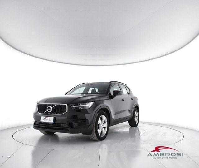 VOLVO XC40 D3 Momentum Core - PER OPERATORI DEL SETTORE