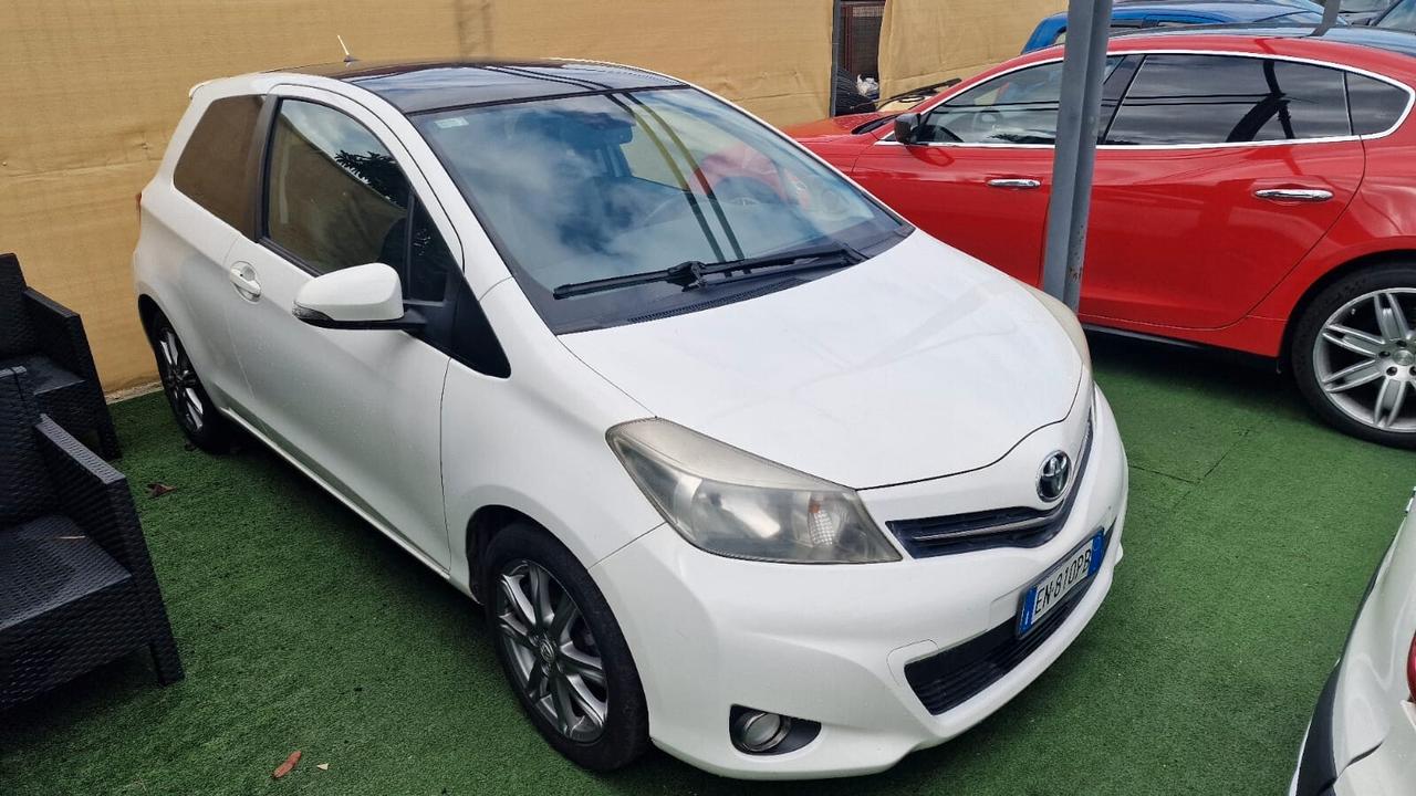 Toyota Yaris 1.3 benzina euro 5b