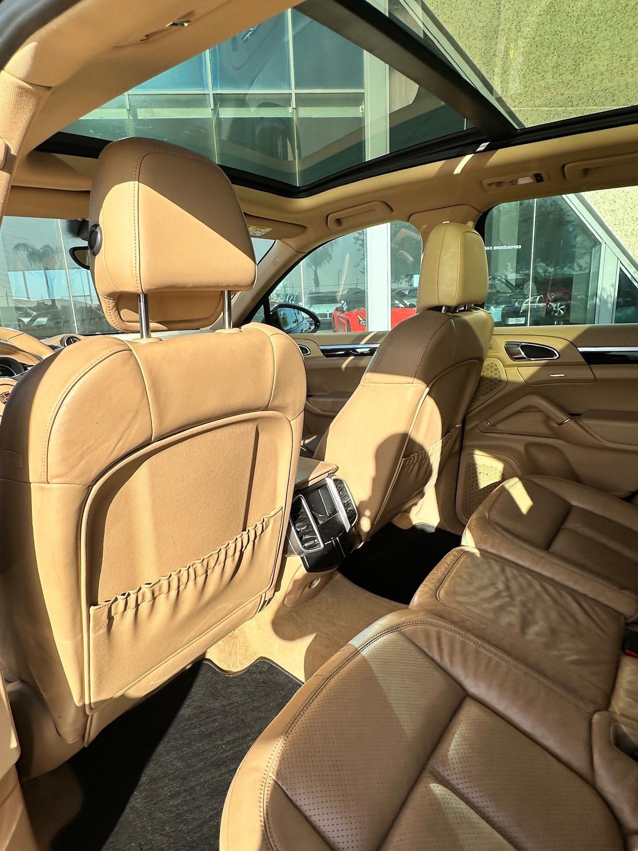 Porsche Cayenne 3.0 offerta T-Stock prezzo imperdibile