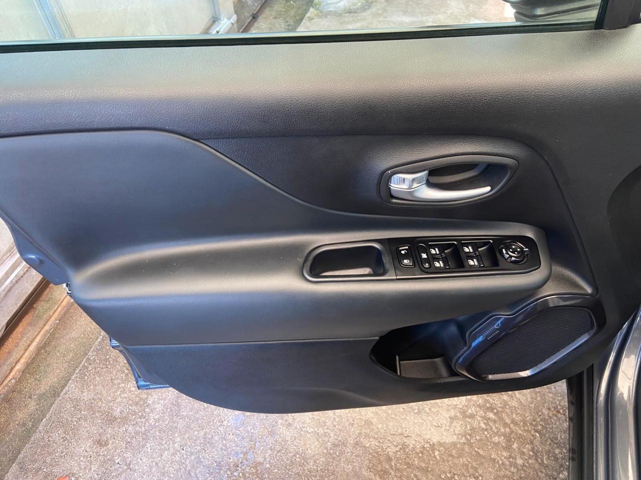 Jeep Renegade 1.3 T4 190CV PHEV 4xe AT6 Limited