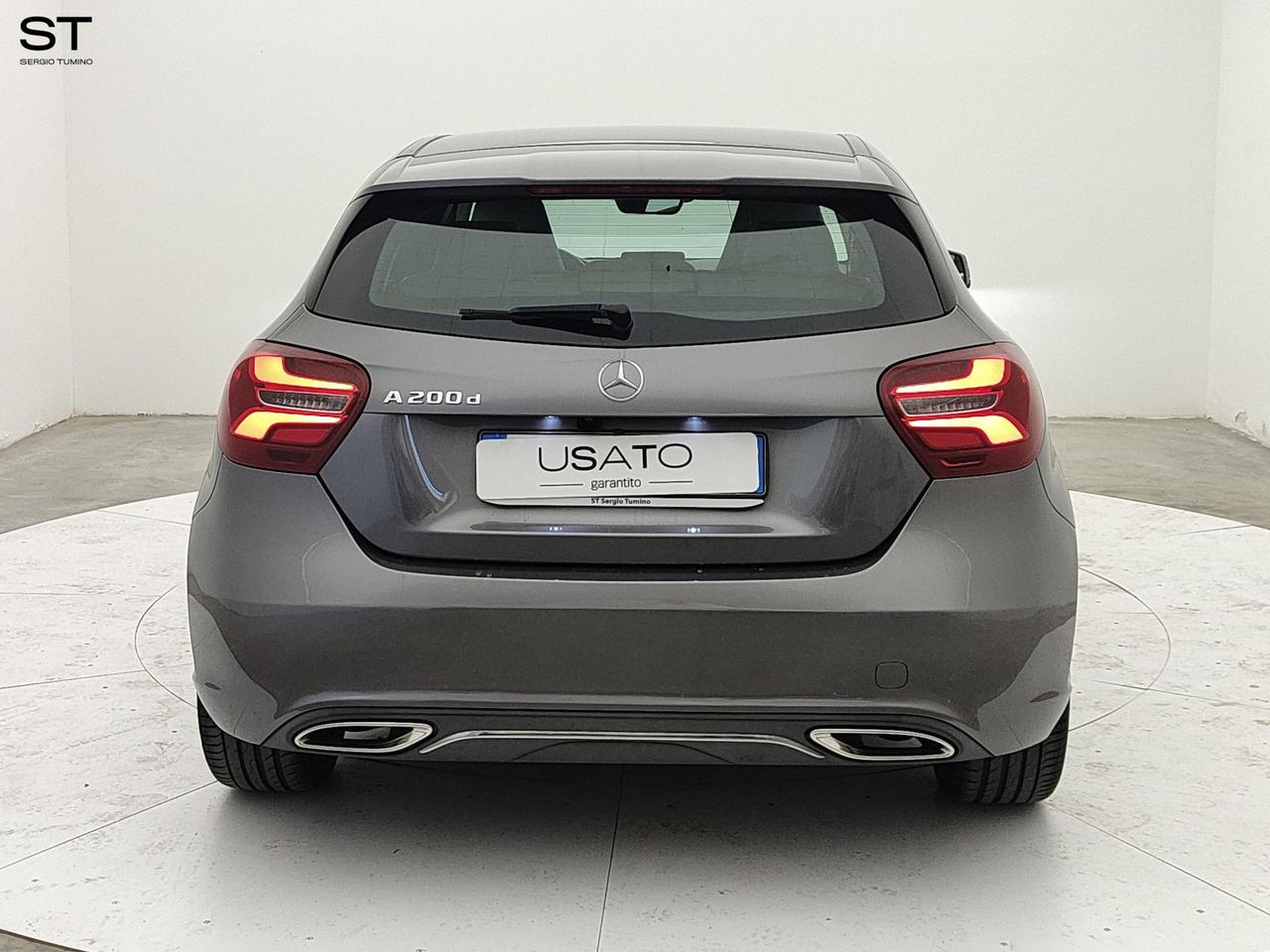 Mercedes-Benz Classe A (W176) - A 200 d Premium