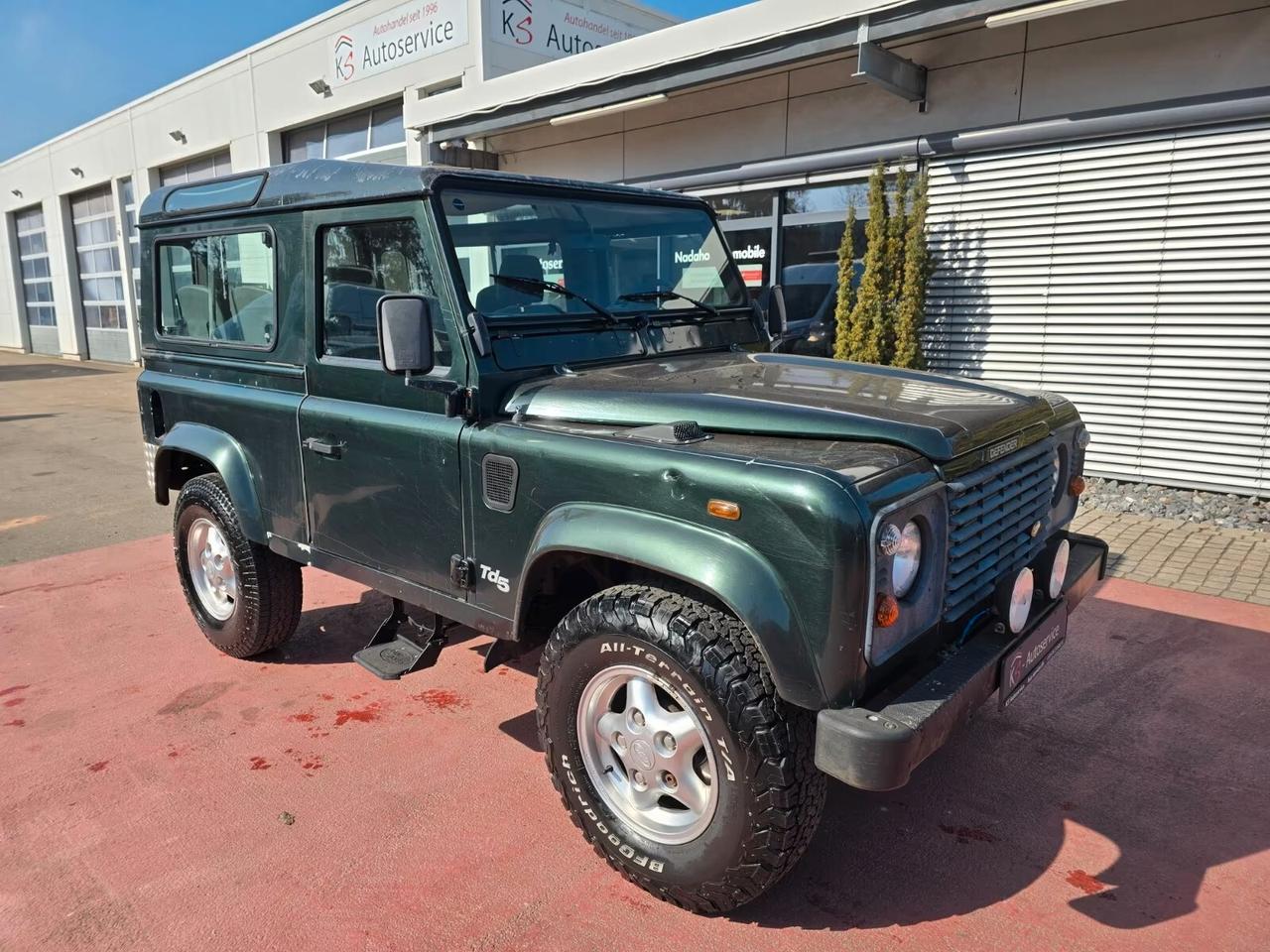 Land Rover Defender 90 2.5 Td5 SW 6 POSTI