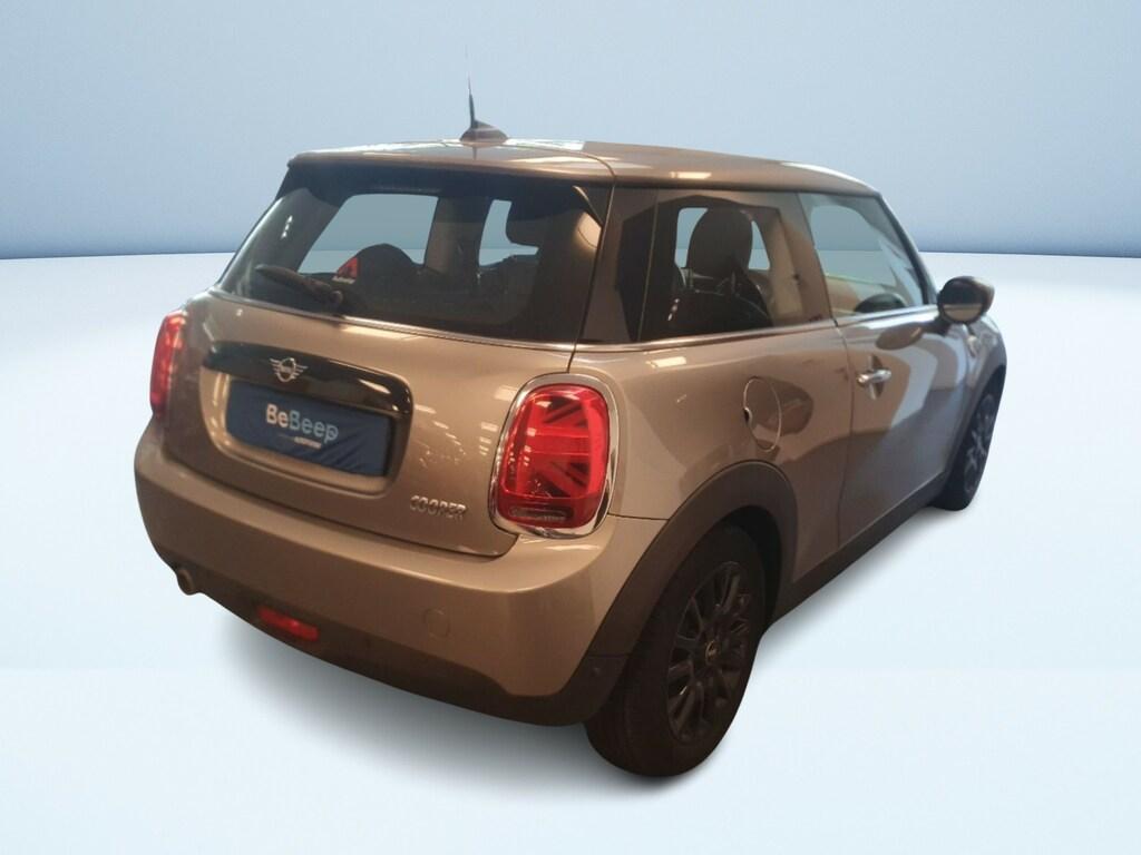 Mini Cooper 1.5 TwinPower Turbo Cooper Business XL DCT