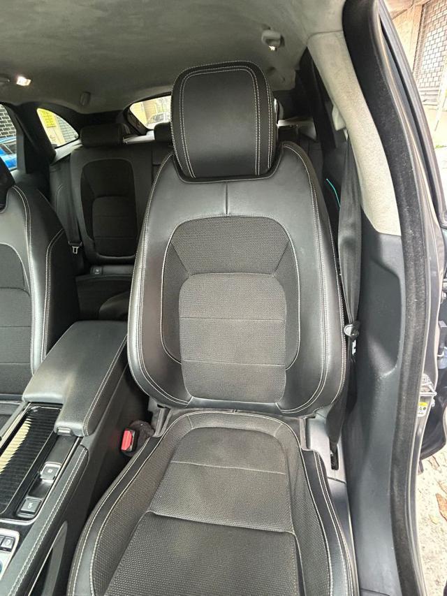 JAGUAR F-Pace 2.0 D 180 CV aut. R-Sport