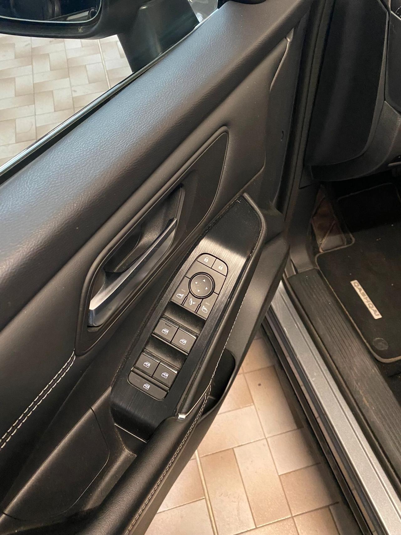 Nissan Qashqai MHEV 158 CV Xtronic N-Connecta