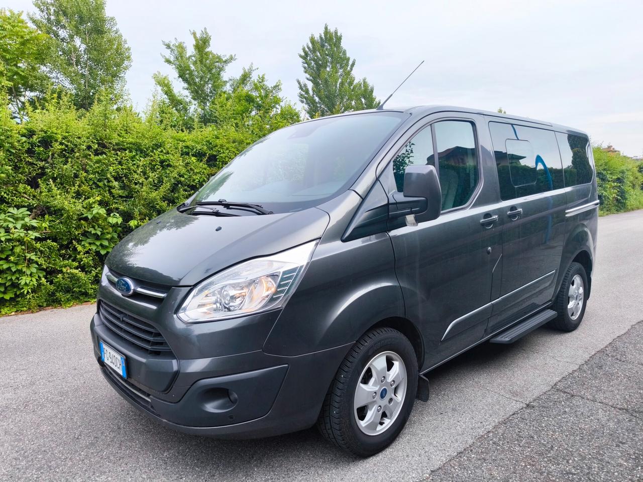 FORD TOURNEO CUSTOM – TITANIUM-2016- EURO 6-GANCIO TRAINO