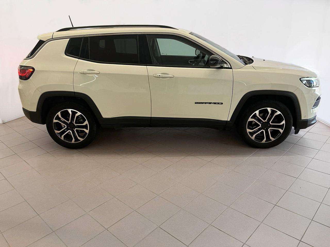 Jeep Compass 1.6 Multijet II 2WD Limited ( AUTOCARRO )