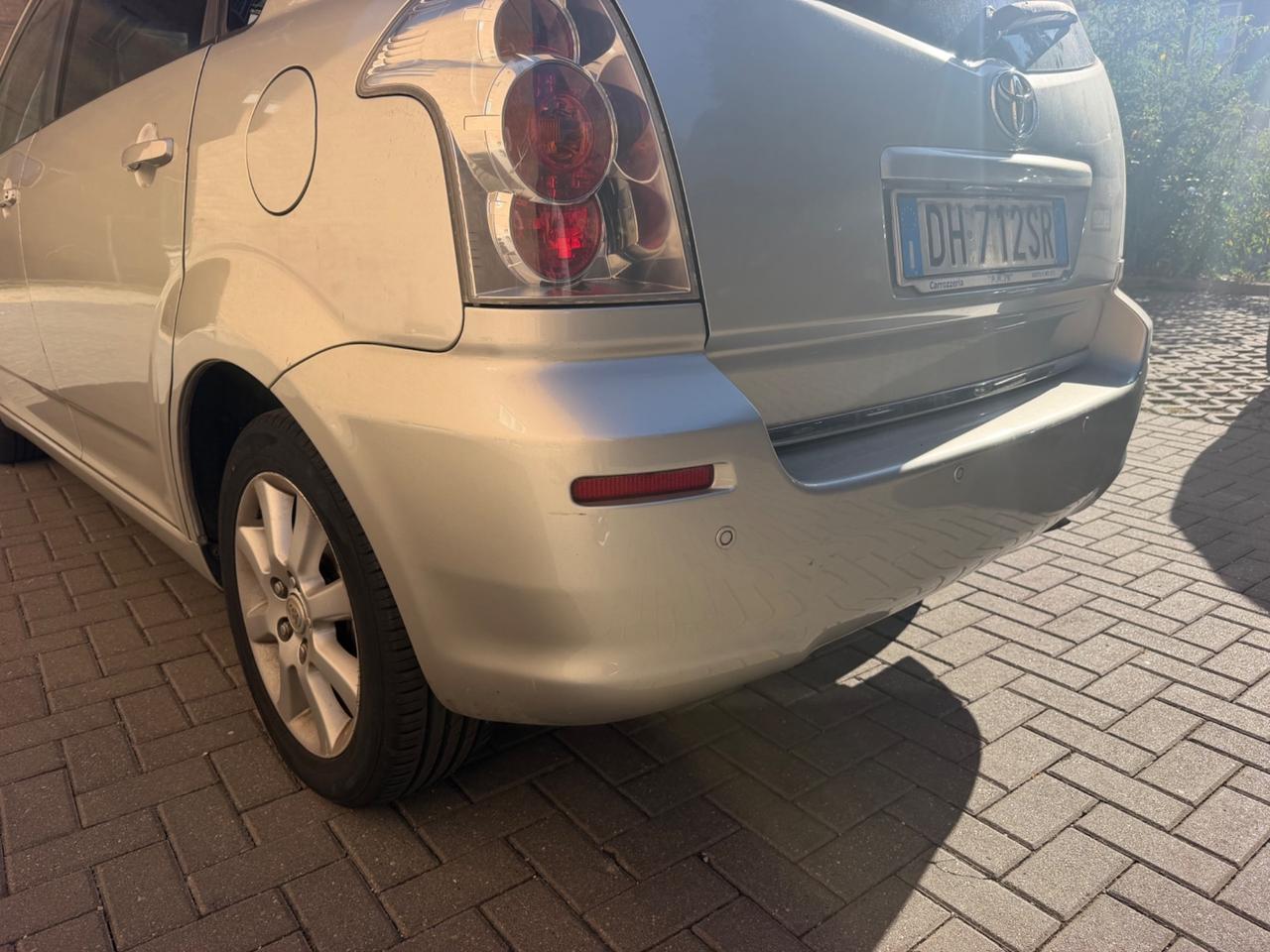 Toyota Corolla Verso 2.2 16V D-4D Sol