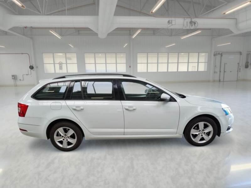 SKODA OCTAVIA SW 1600 TDI 115 CV 6M EXECUTIVE