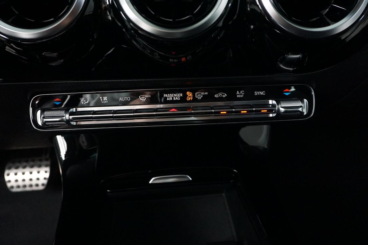 Mercedes-benz A 180 d Automatic Premium Plus