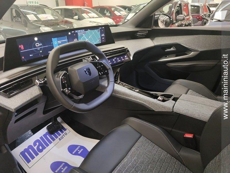 Peugeot 3008 Hybrid 145 e-DCS6 Allure Cambio Automatico