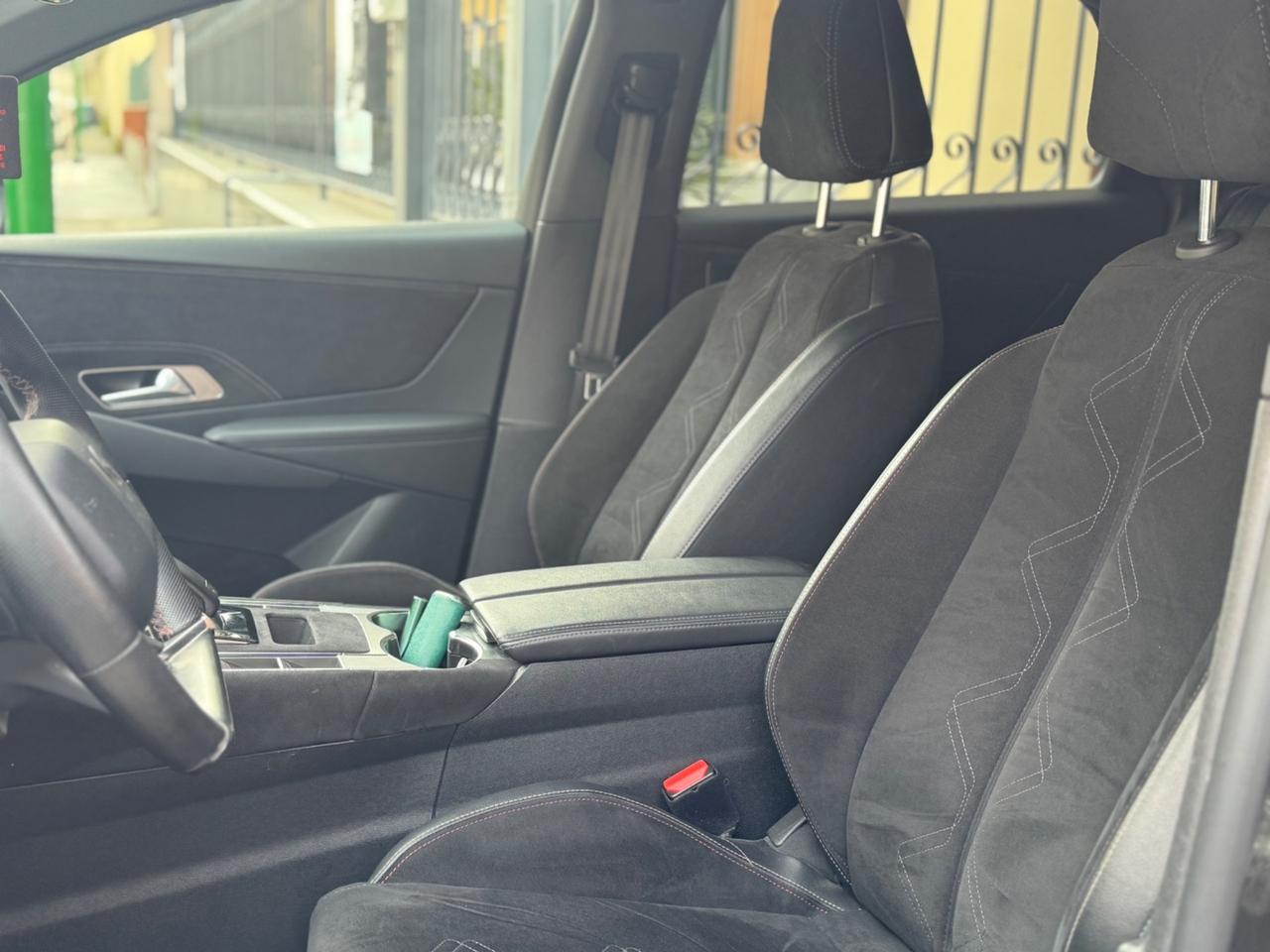 Ds 7 Crossback BlueHDi 130 aut. Performance Line+