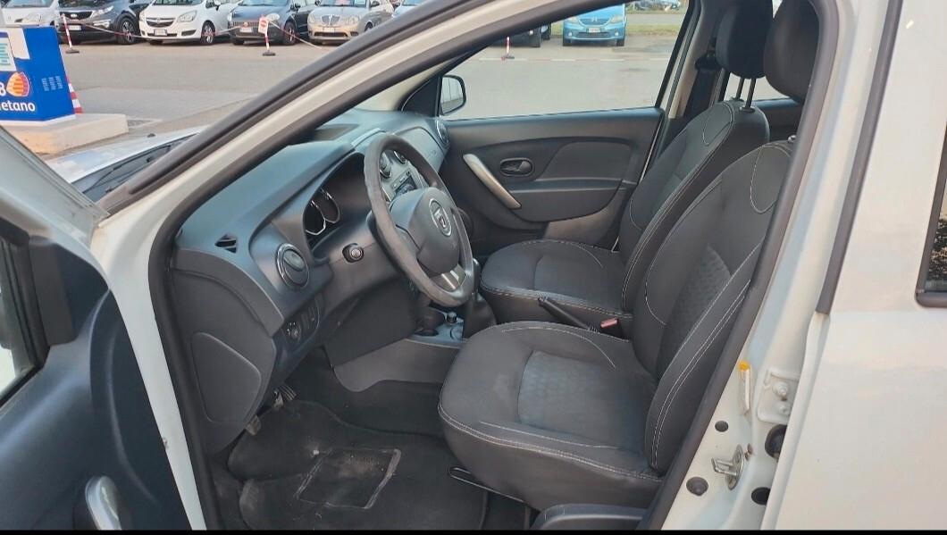Dacia Sandero 1.5 dCi 8V 75CV Lauréate