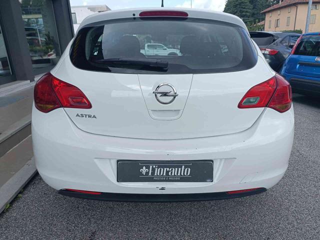 OPEL Astra 1.4 100CV 5 porte Cosmo