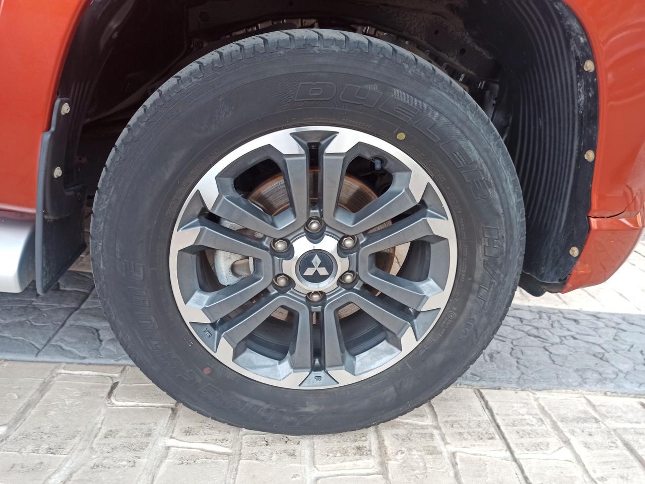 Mitsubishi L200 2.3 D Club Cab 4x4 Super Select Intense 2022