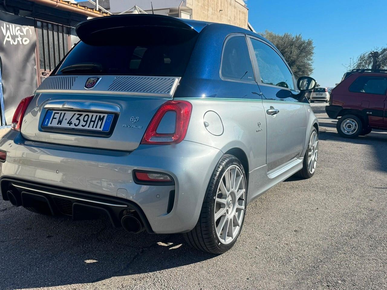 Abarth 695 1.4 Turbo T-Jet Rivale