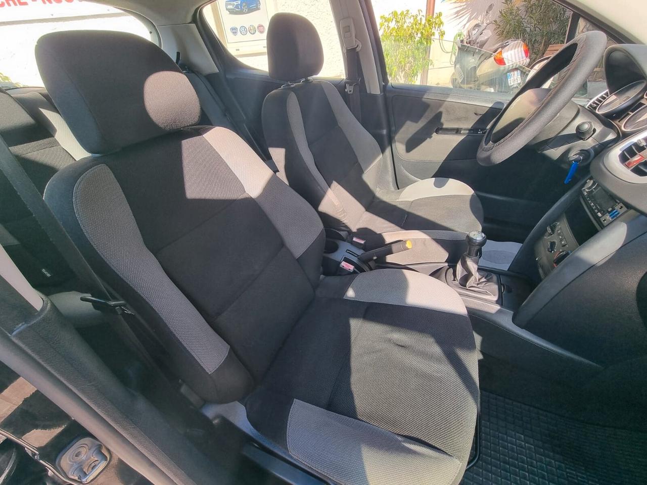 Peugeot 207 1.4 HDi 70CV 5p. XT