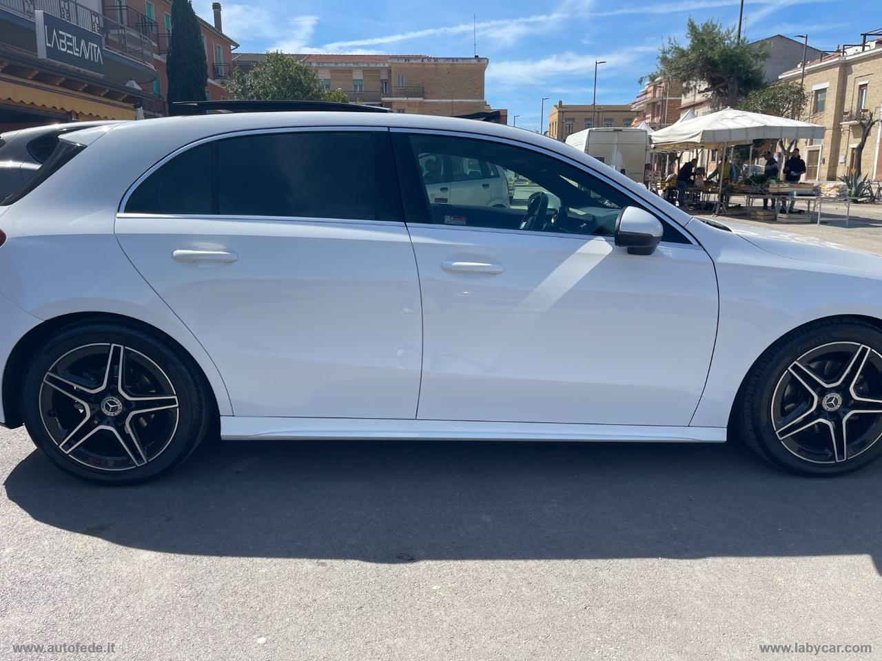 MERCEDES-BENZ A 180 d Automatic Premium