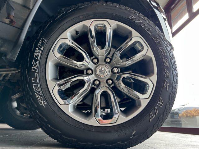 DODGE RAM 1500 5.7 V8 HEMI CREW CAB BIGHORN "NO IVA"