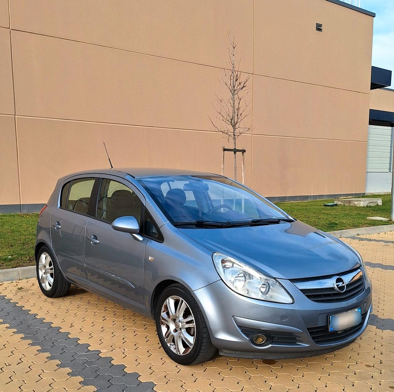 Opel Corsa 1.2 Benzina 5 porte Club
