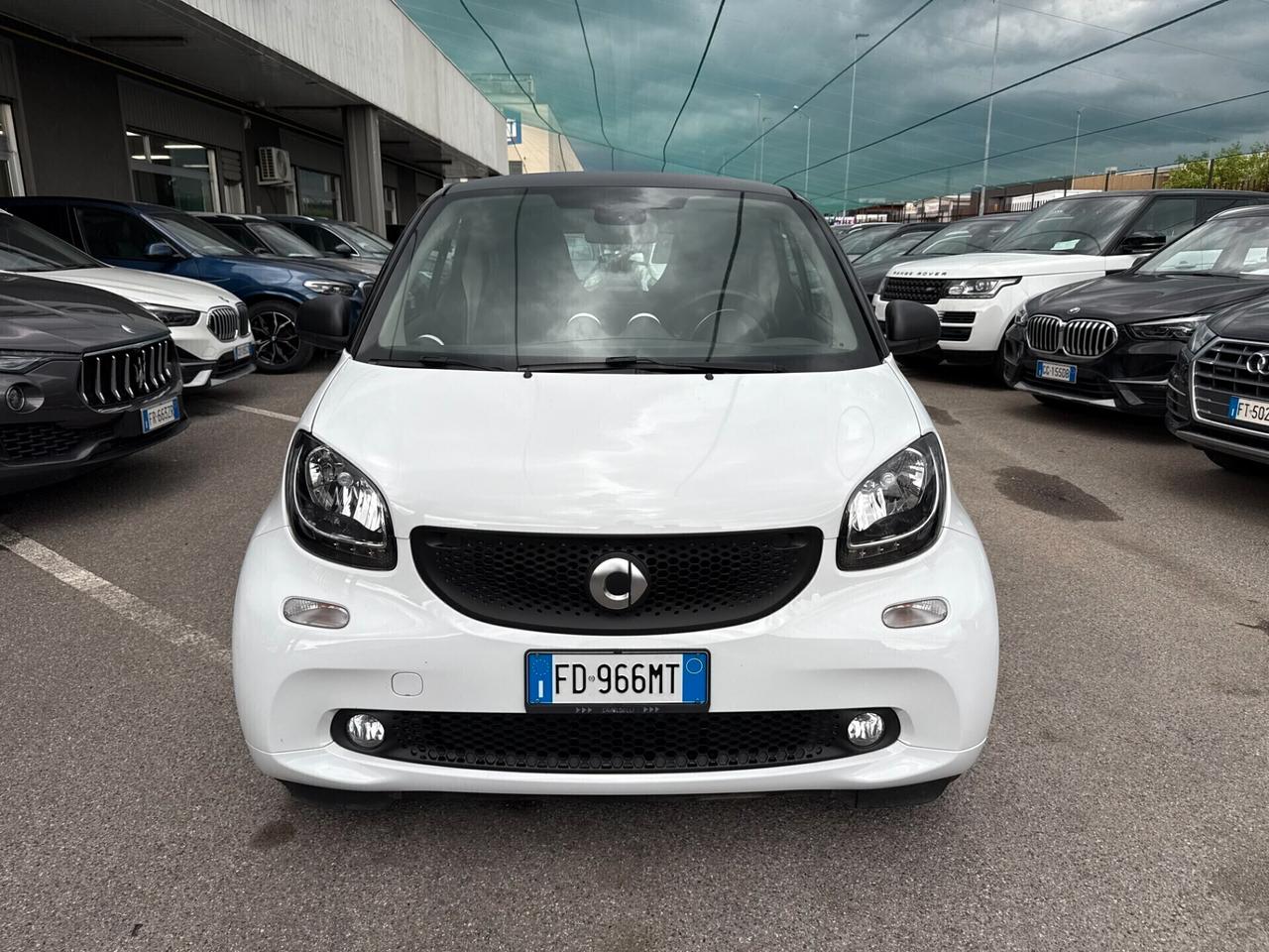 smart forTwo 1.0 71cv NEOPATENTATI
