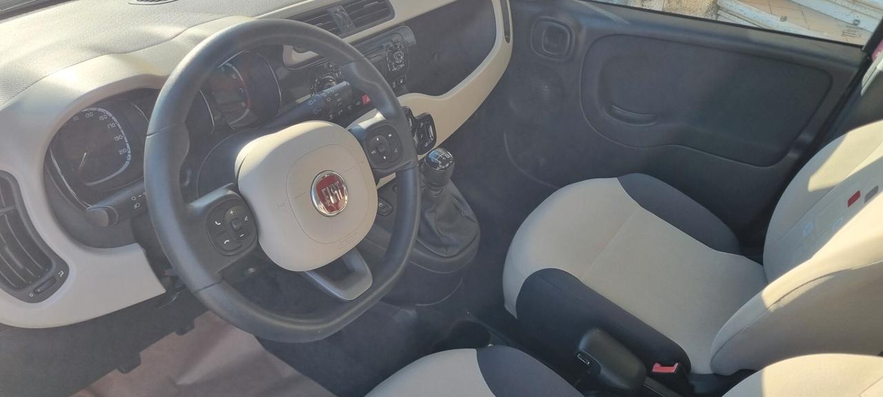 Fiat Panda 0.9 TwinAir Turbo Natural Power Lounge
