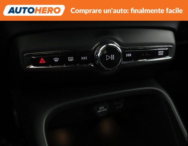 VOLVO XC40 T3 Geartronic R-design