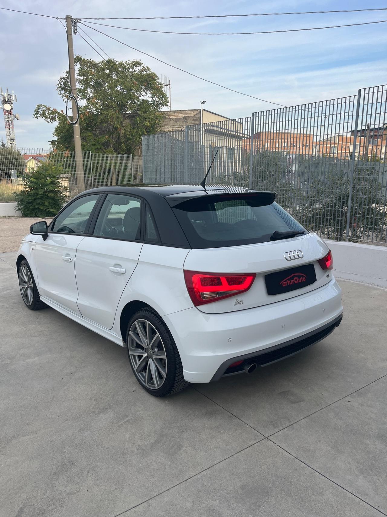 Audi A1 SPB 1.6 TDI S line edition plus