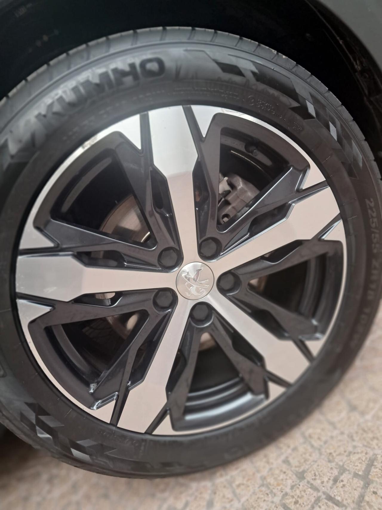PEUGEOT 3008 1.5Diesel130CV-GtLine-FullOptionalEuro13990