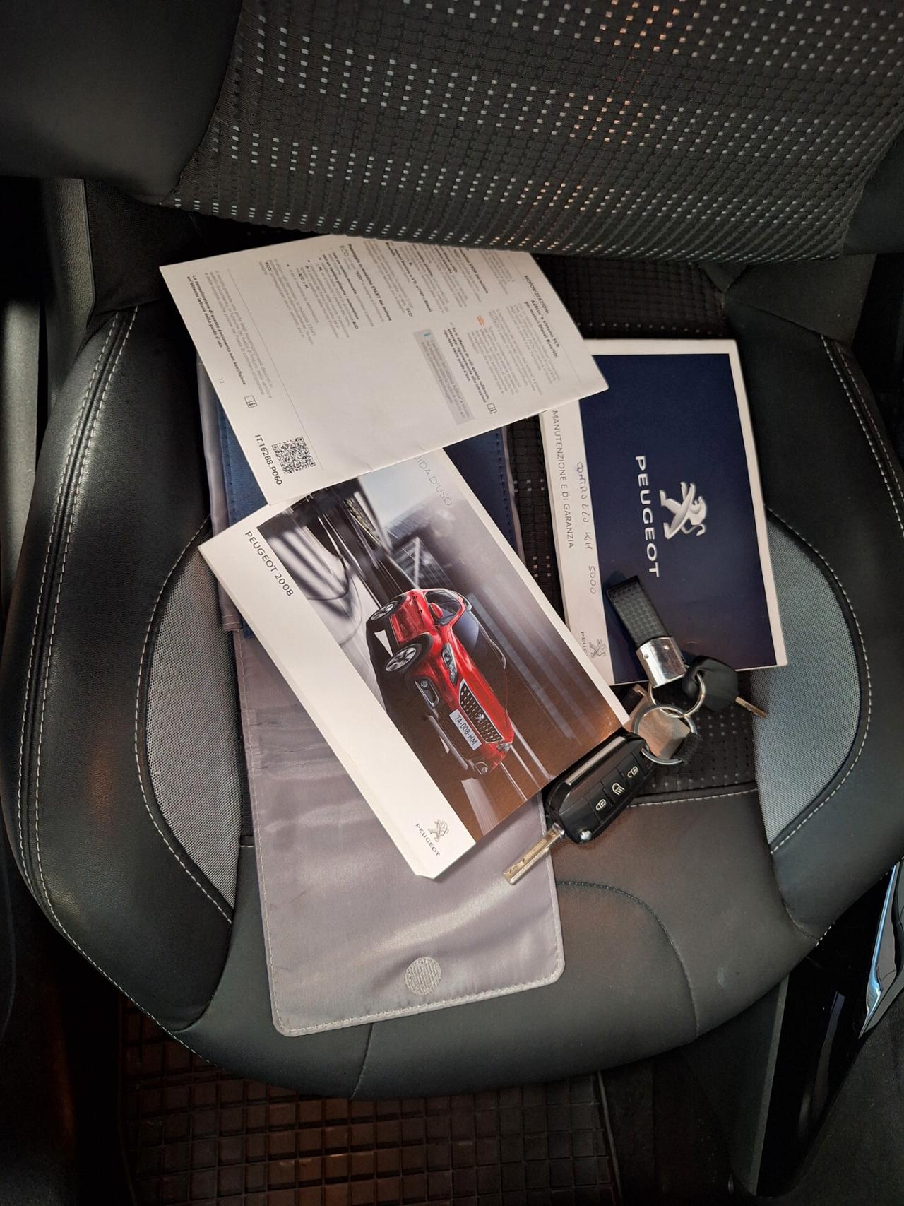 Peugeot 2008 BlueHDi 100 GT Line UNICAPROPIETARIA KM CERTIFICATI NAVI PELLE €6B