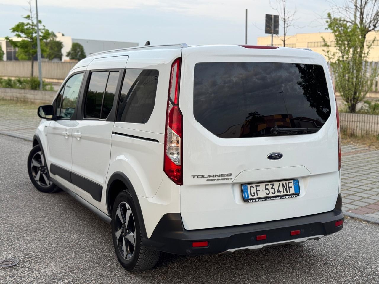 Ford Tourneo Connect Gran Active 1.5d 120 CV