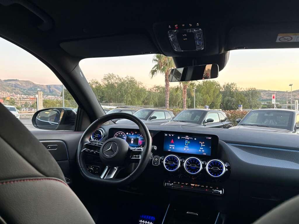 Mercedes GLA 200 d Automatic AMG Line Premium Plus 2024 / KM 13.000 IVA ESPOSTA Tua a solo 399 Euro al mese