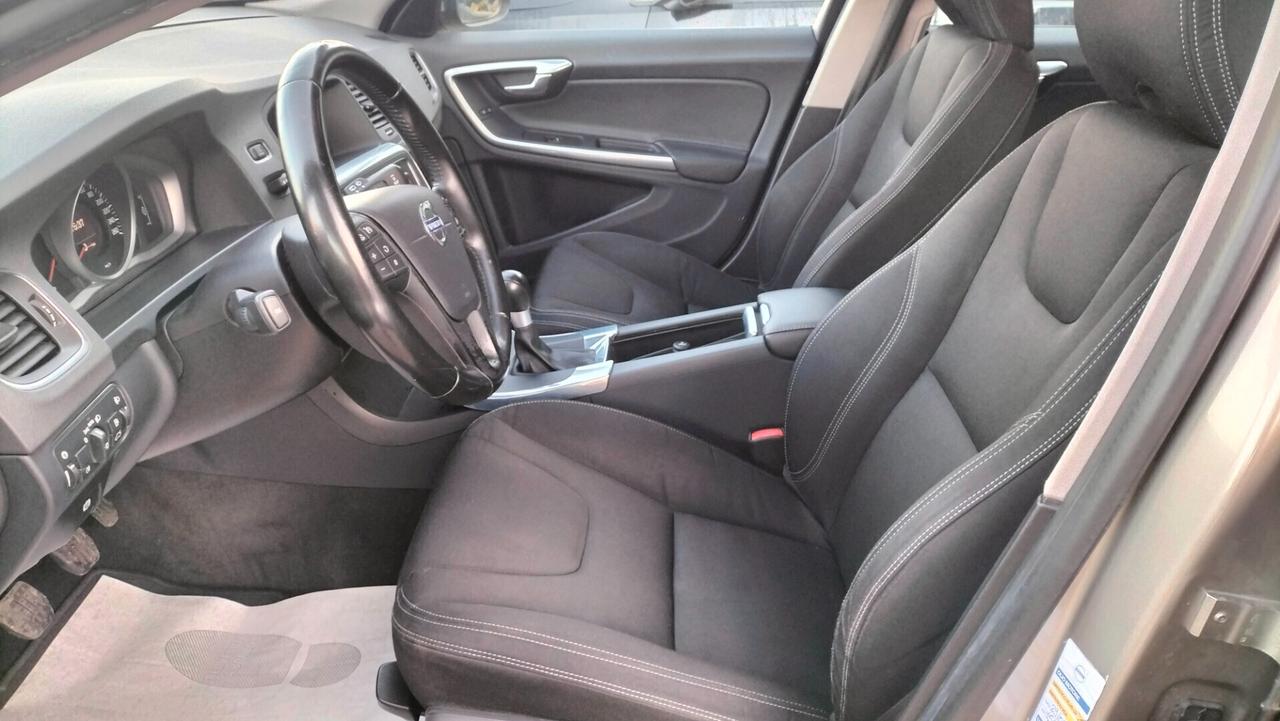 Volvo V60 D4 1600 D **PREZZO REALE **