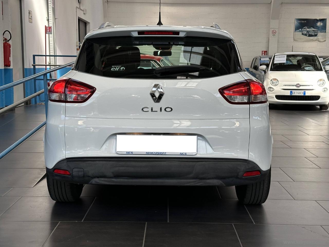 RENAULT Clio Sporter 1.2 75 CV Duel2