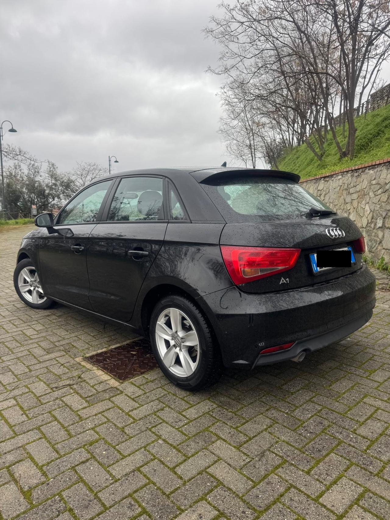 Audi A1 1.4 TDI 90Cv 2015
