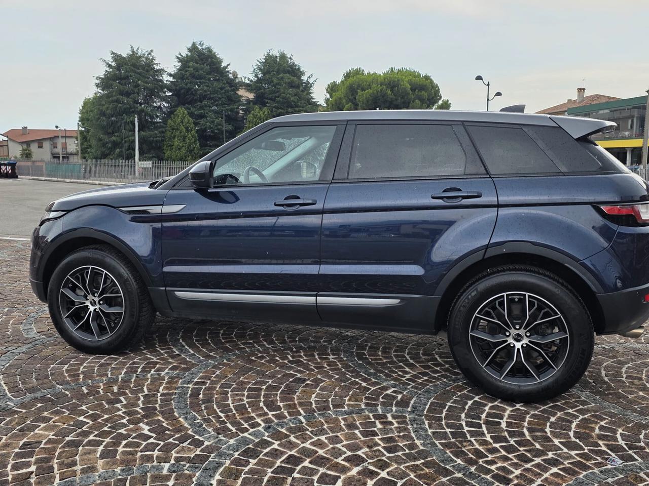 Land Rover Range Evoque 2.0 TD4 150 CV 5p. SE Dynamic