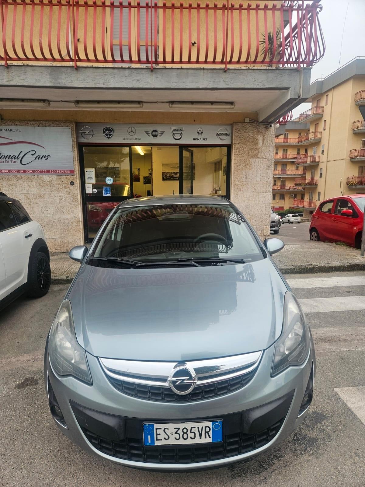 Opel Corsa 5P COSMO 1.2 BENZ. GPL
