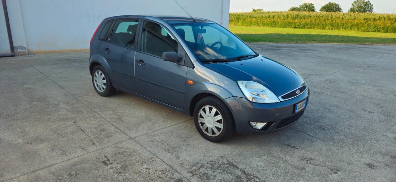 Ford Fiesta 1.4 TDCi NEOPATENTATI