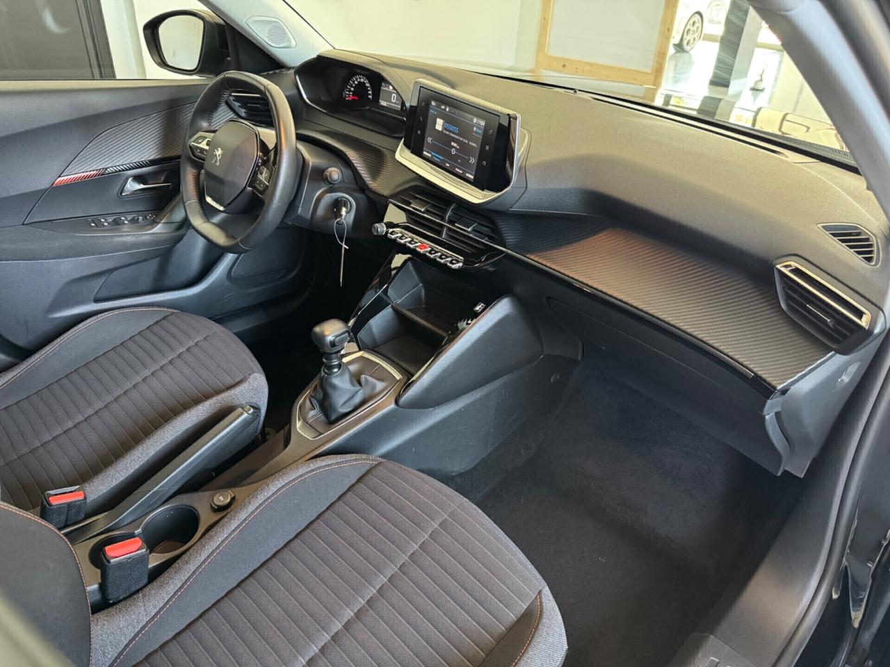 Peugeot 2008 PureTech 100 S&S Active