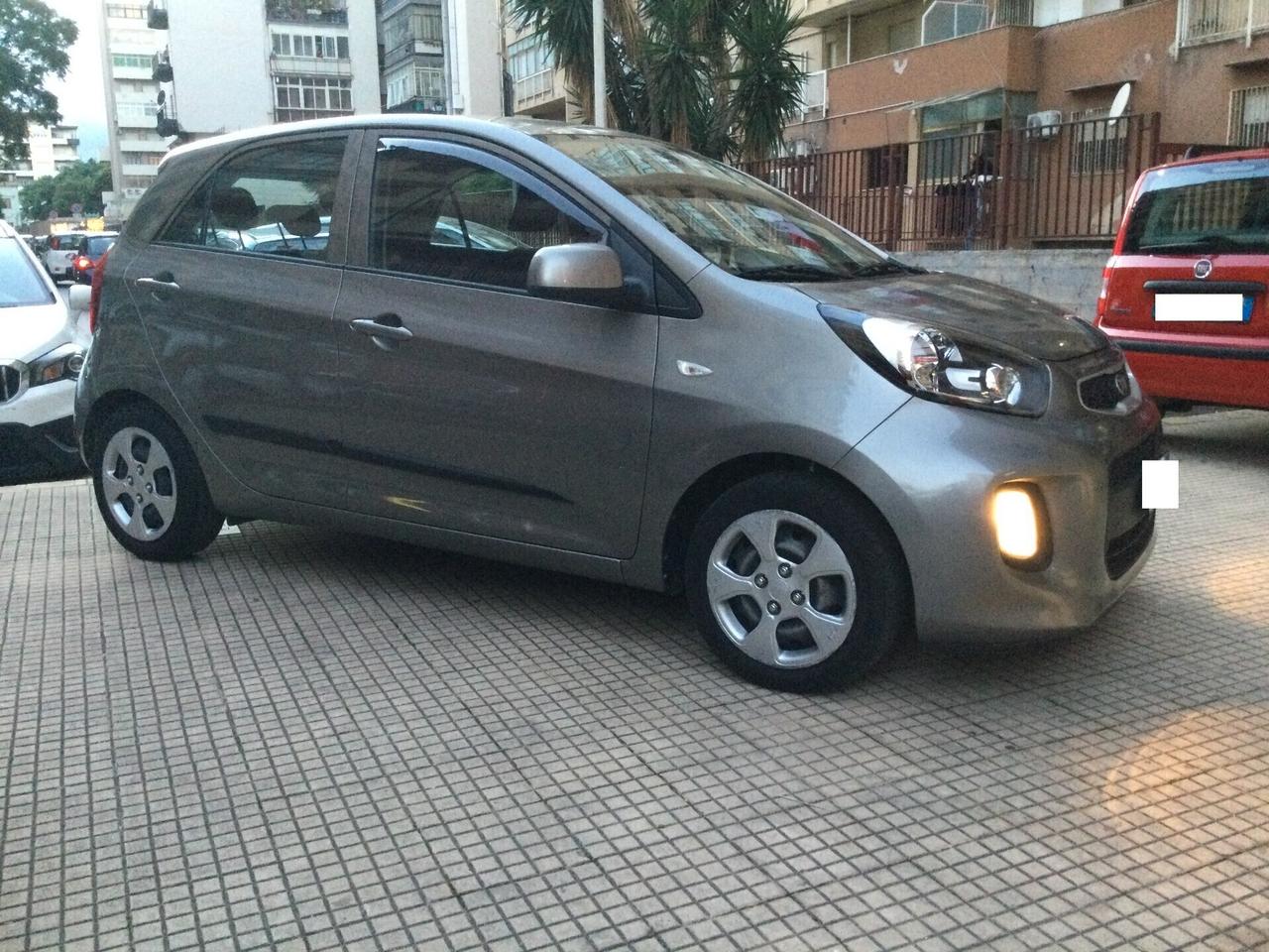 Kia Picanto 1.0 12V 5 porte Glam