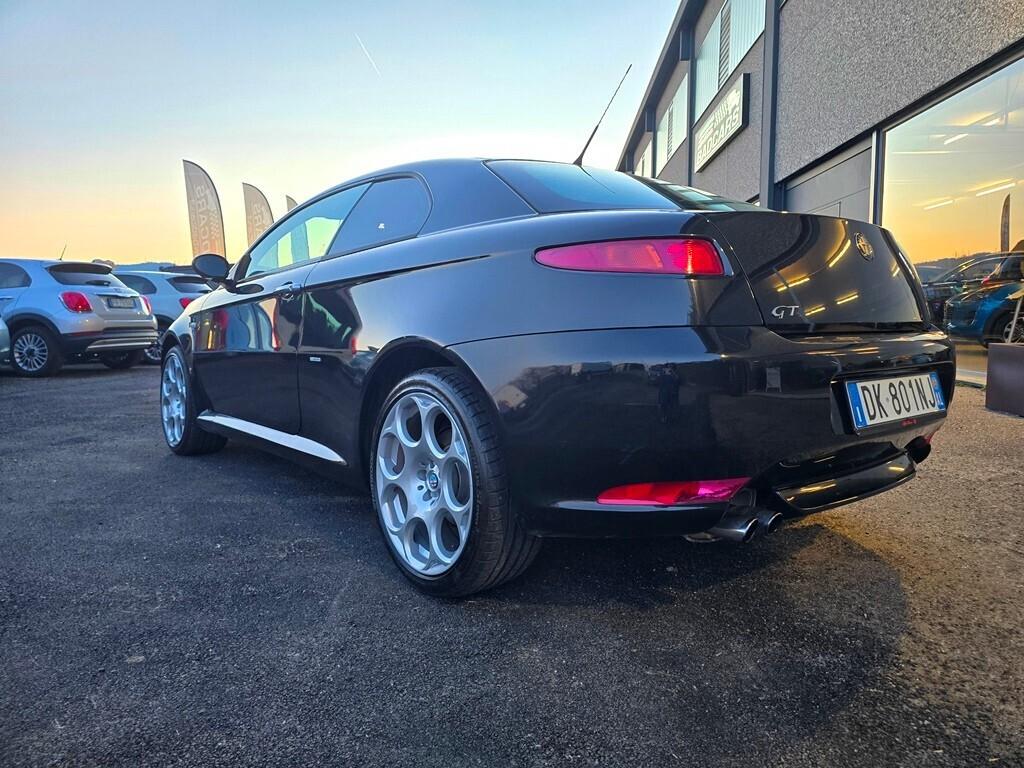 Alfa Romeo GT 1.9 JTDM 150CV Black Line DA COLLEZI