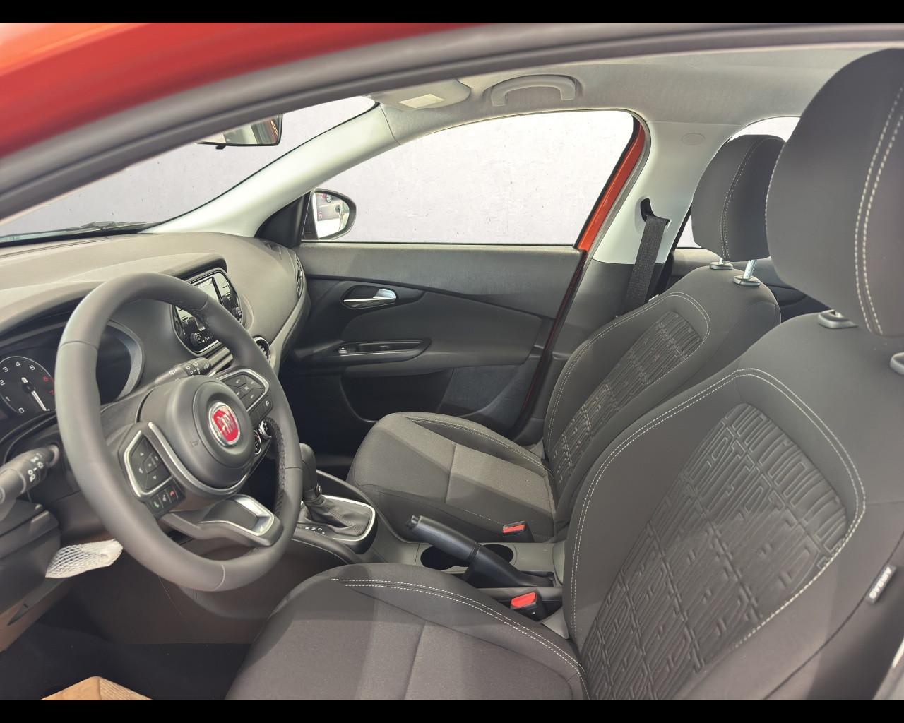 FIAT Tipo Hatchback Hybrid 1.5 Hybrid 130cv Dct Hb Tipo